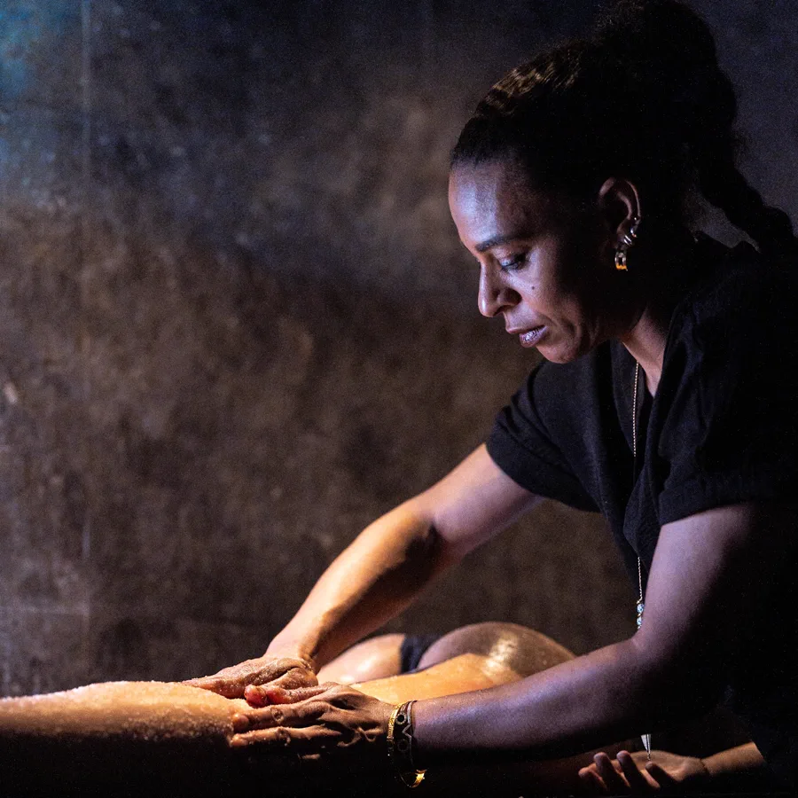 Massage relaxant au spa Magayaa
